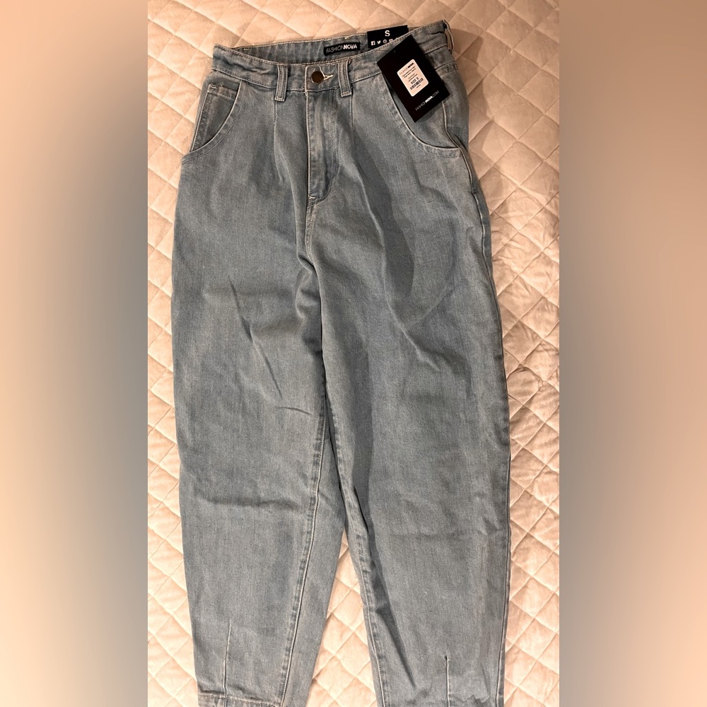 Mom Jeans